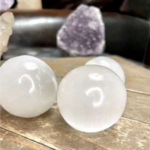 Selenite Spheres